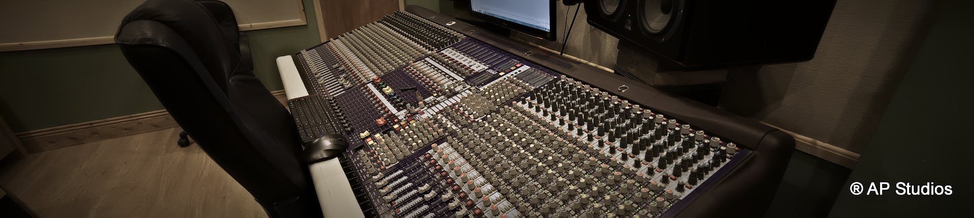 AP Recording Studios Dublin Midas Heritage 1000 Desk side view